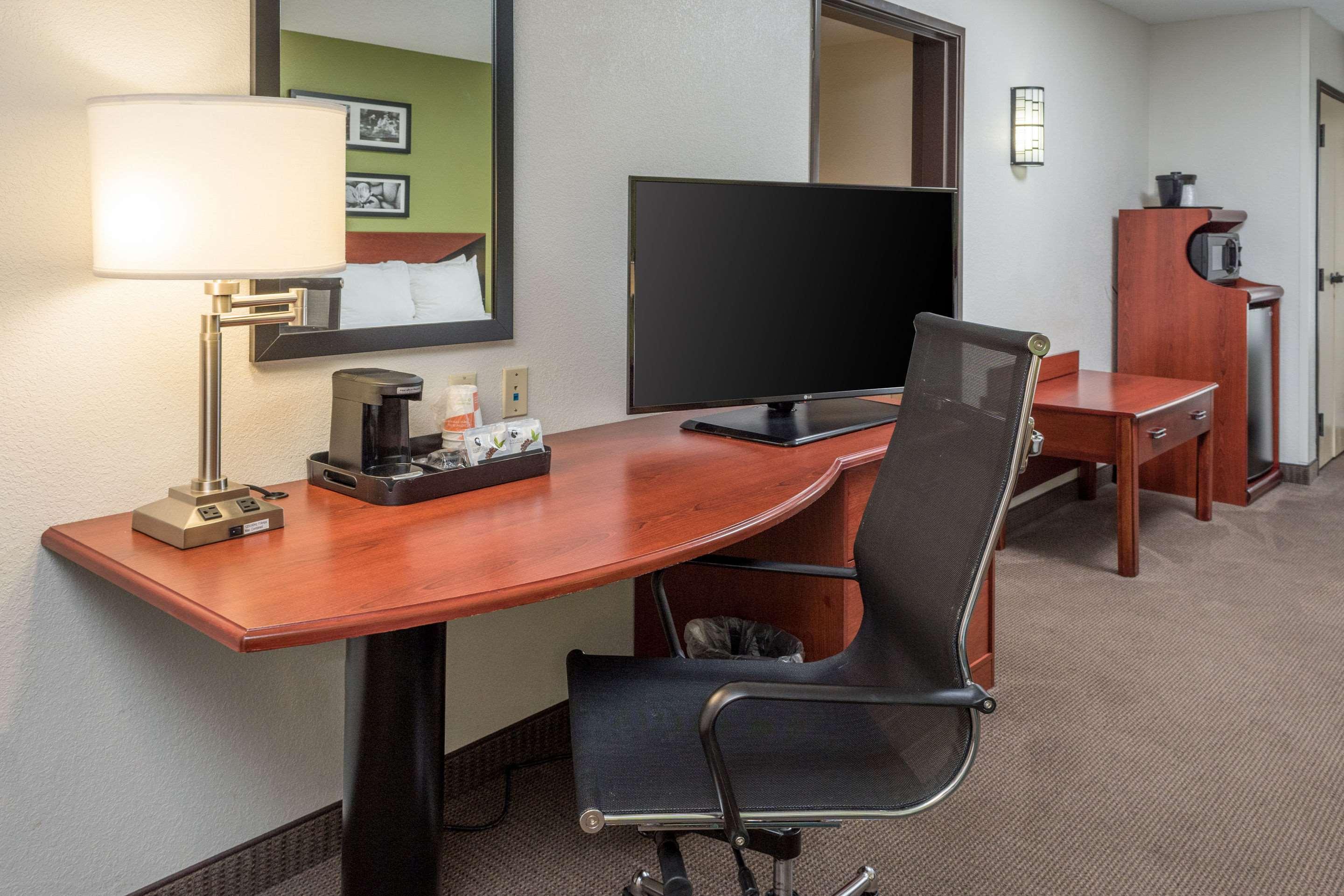 Sleep Inn & Suites Cross Lanes - South Charleston Экстерьер фото