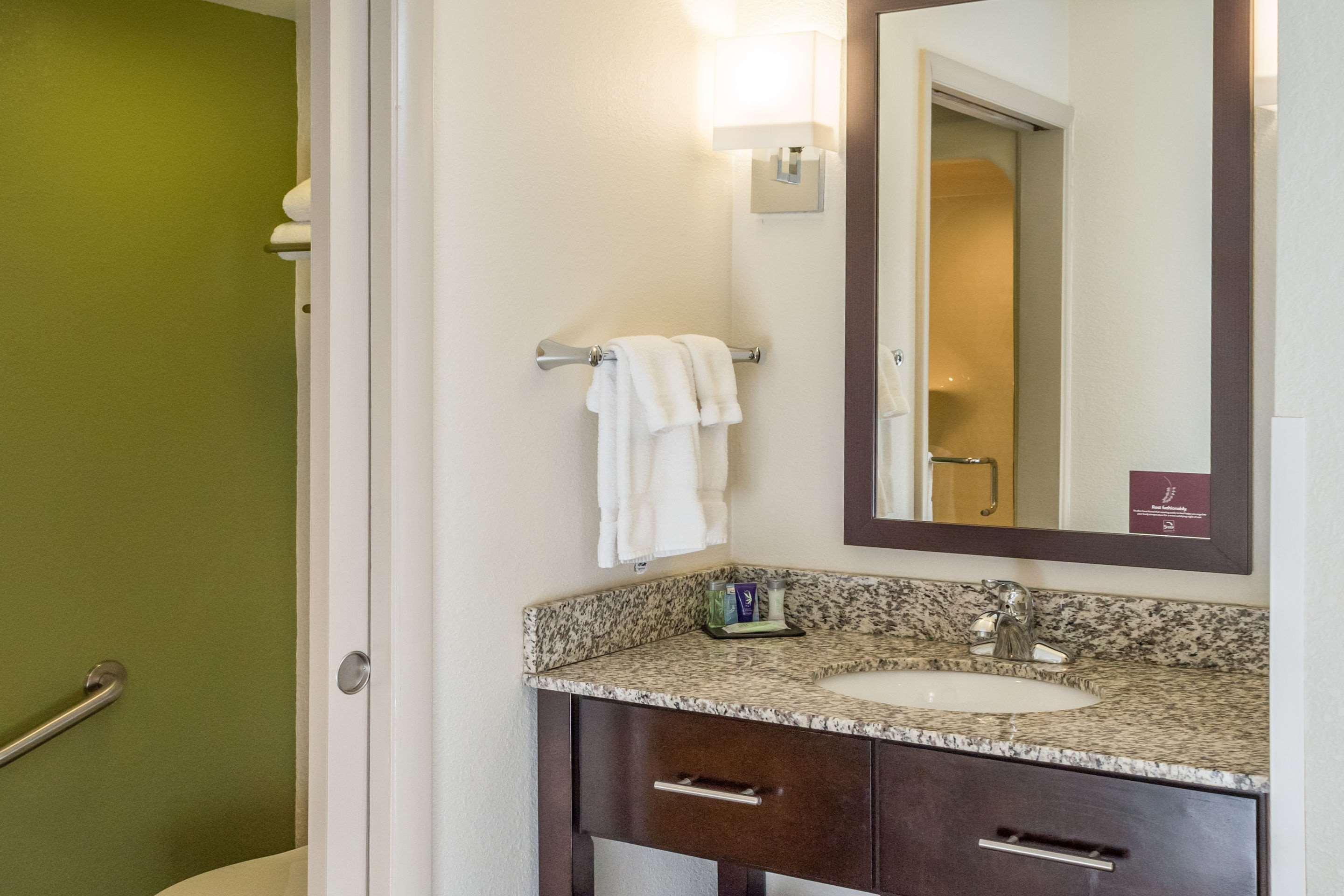 Sleep Inn & Suites Cross Lanes - South Charleston Экстерьер фото