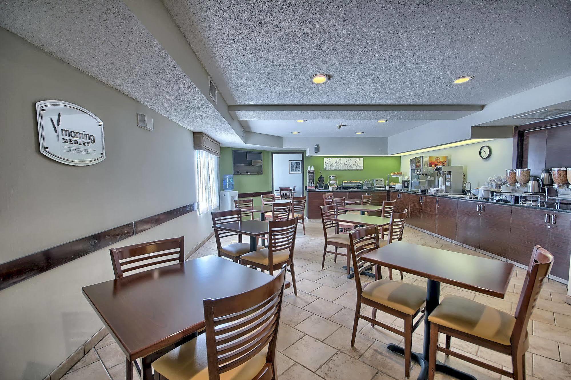 Sleep Inn & Suites Cross Lanes - South Charleston Экстерьер фото